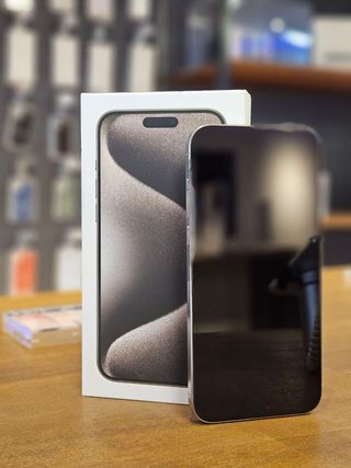 IPHONE 15 PRO MAX 256GB TITANIUM 100% BATERÍA