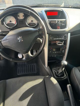 Peugeot 207cc 2008