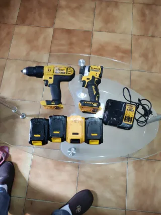 Taladro y Atornillador DEWALT