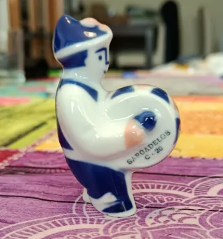 Figura Sargadelos bombo gallego