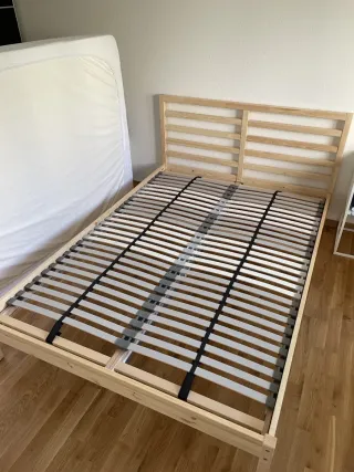 Cama BJÖRKSNÄS IKEA Madera