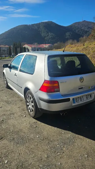 Volkswagen Golf 2002