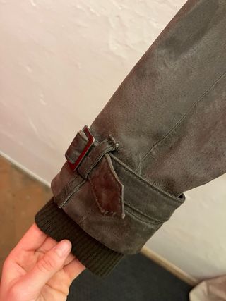 Chaqueta de cuero marrón