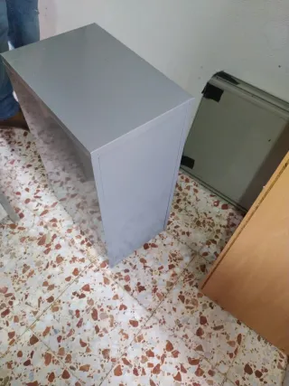 Cajonera metálica gris