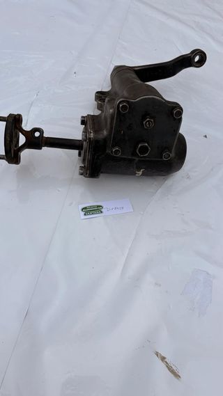 DIR8028 Reenvio de direccion hidraulica Land Rover