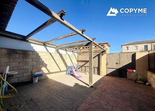 Casa pareada en venta en Santo Domingo-Caudilla