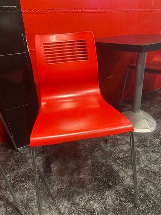 Silla de bar roja