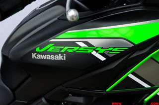 KAWASAKI VERSYS 650 -A2- GARANTÍA OFICIAL