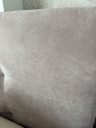 Cabecero Bedland tapizado con apenas 1 año de uso.