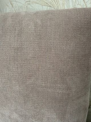 Cabecero Bedland tapizado con apenas 1 año de uso.