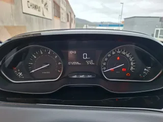 Choche en perfecto estado,todas revisiones al dia.