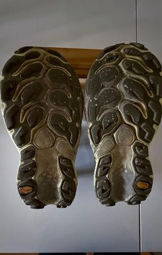 Zapatillas New Balance 45 Marrón/Oliva-More Trail