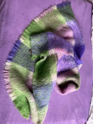 Manta Ezcaray Lana Cuadros Morado Verde