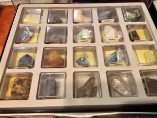 Colección Minerales y Piedras Preciosas