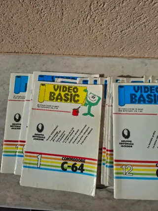 Programma Basic C64 con manuali