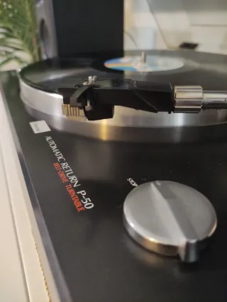 Tocadiscos Sansui P-50 Negro