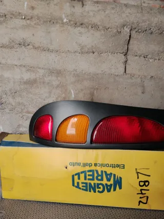 Piloto trasero izquierdo Fiat Marea