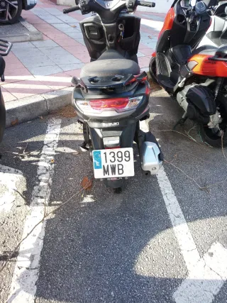 Suzuki Burgman Maxi Scooter