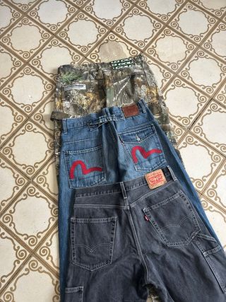 Lotto di abbigliamento vintage di seconda mano all'ingrosso