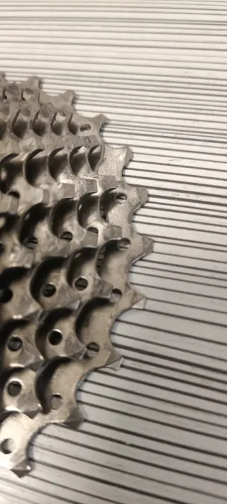 Piñón Shimano 105 10 velocidades Desarrollo 28/11.