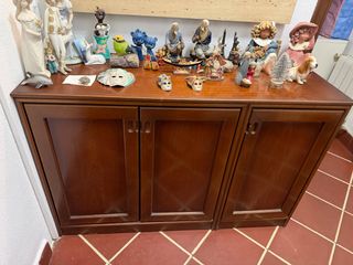 Mueble madera con almacenaje de comedor o pasillo