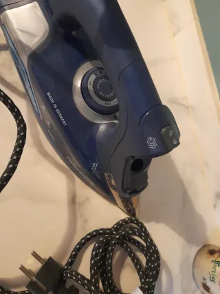 Plancha de vapor Rowenta azul