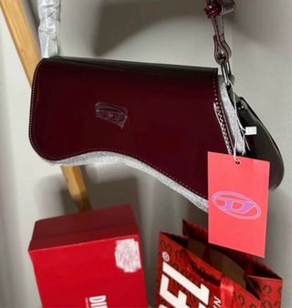 Borsa Diesel in pelle scamosciata bordeaux