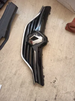 Parrilla Paragolpes Delantero Renault Megane