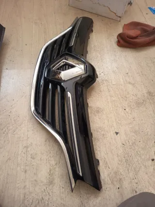 Parrilla Paragolpes Delantero Renault Megane