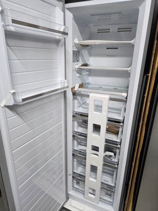 Congelador Vertical Inox 1.85 Nuevo