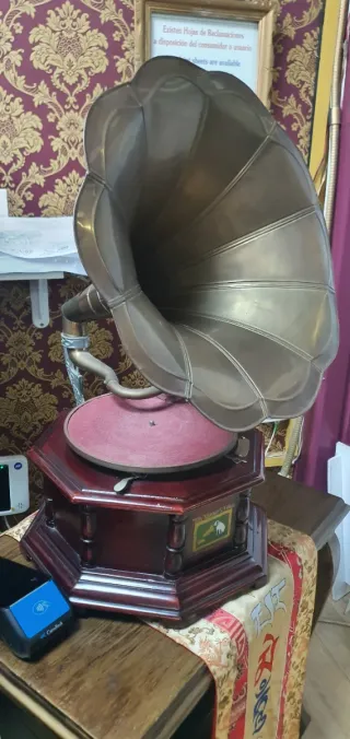 Gramola La Voz de su Amo Antigua NO ENVÍOS