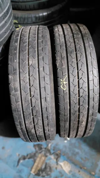 Neumático 215/75/16