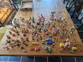 Lote 100 Figuras Disney, Warner y Más