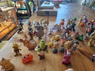 Lote 100 Figuras Disney, Warner y Más