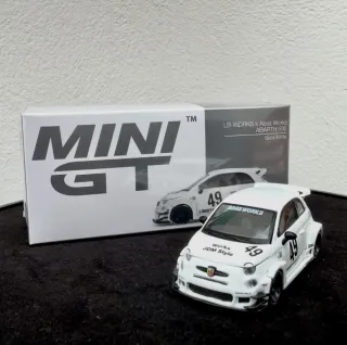 Mini GT Coche Escala 1:64 LB-Works Abarth