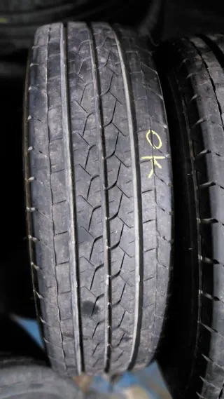 Neumático 215/75/16