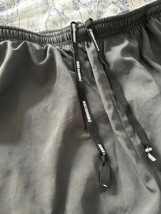 Pantalones Cortos Nike Running Dri-Fit Grises
