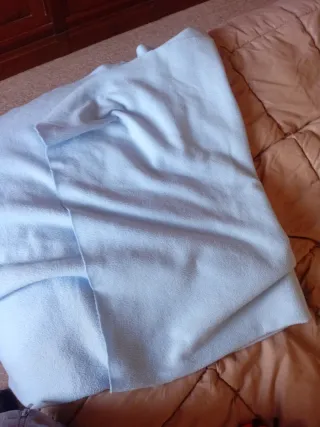 Manta polar azul multiusos