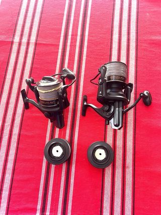 Carretes de pesca Adonis 5000 Black