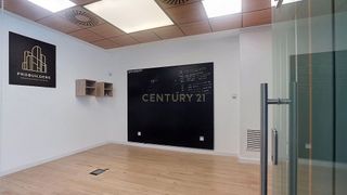 Local comercial en venta en Las Lagunas en Mijas