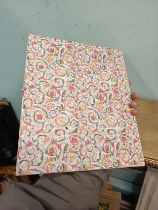 SemiDipinto con cornice oro