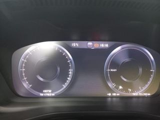 Volvo XC40 1.5 T4 Twin Recharge Essential Auto