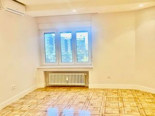 Piso en alquiler en Nueva España en Madrid