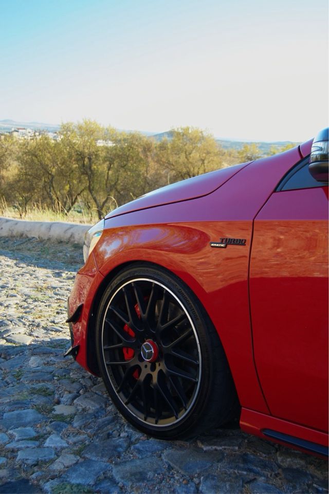 Mercedes benz a45 amg 2018