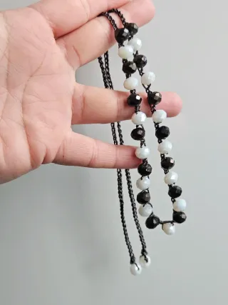 Choker perline bianche e canna di fucile