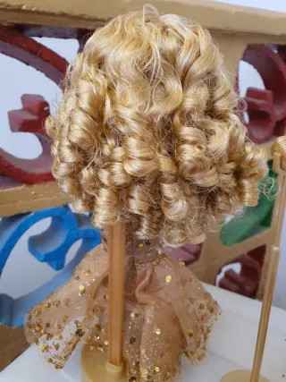 Rainbow High Divas Meline Lux