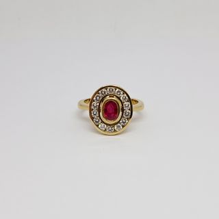 Sortija Oro 18k con Cuarzo Rojo y Diamantes