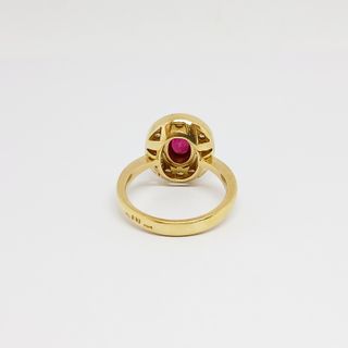 Sortija Oro 18k con Cuarzo Rojo y Diamantes