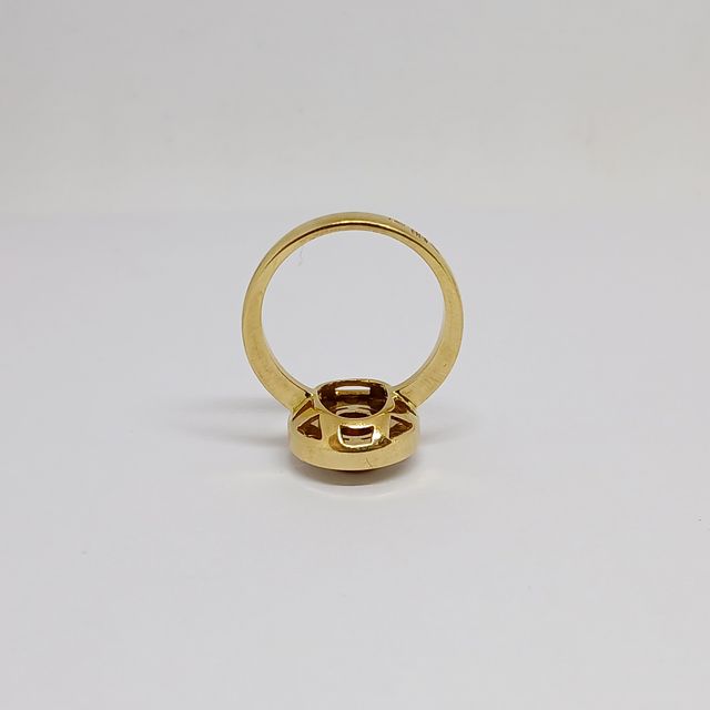 Sortija Oro 18k con Cuarzo Rojo y Diamantes