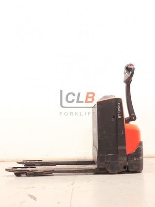 Ref. M-6558 Transpaleta Eléctrica TOYOTA LWE 160 Levio